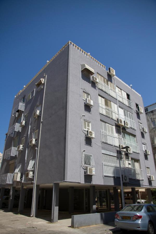 Apartments4You Maya Бат-Ям Экстерьер фото