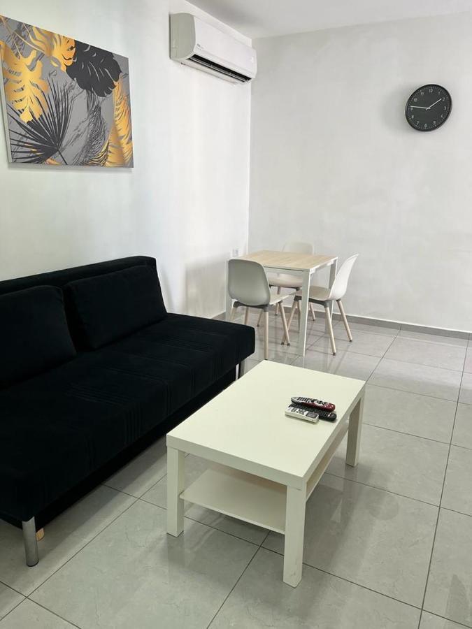 Apartments4You Maya Бат-Ям Экстерьер фото